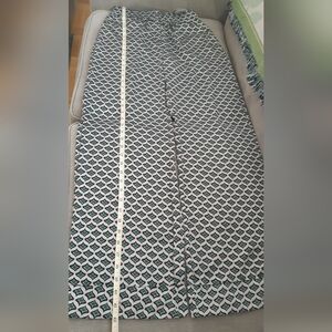 Wide leg satiny pants,highwaisted beautiful light weight.green white black.